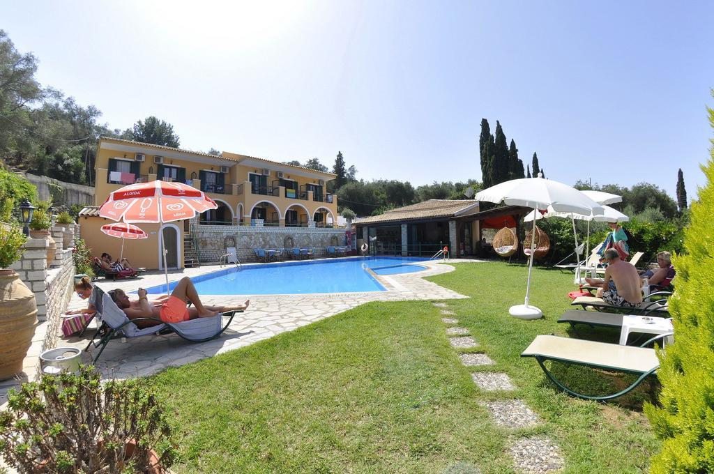 Villa Birlis Liapades Exterior foto