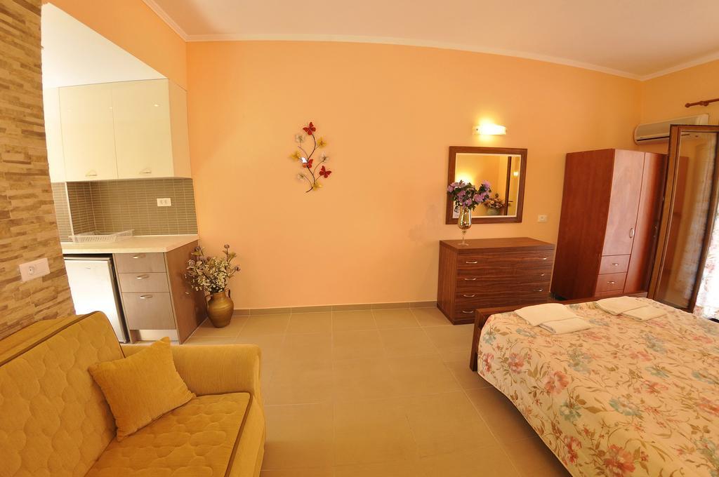 Villa Birlis Liapades Zimmer foto